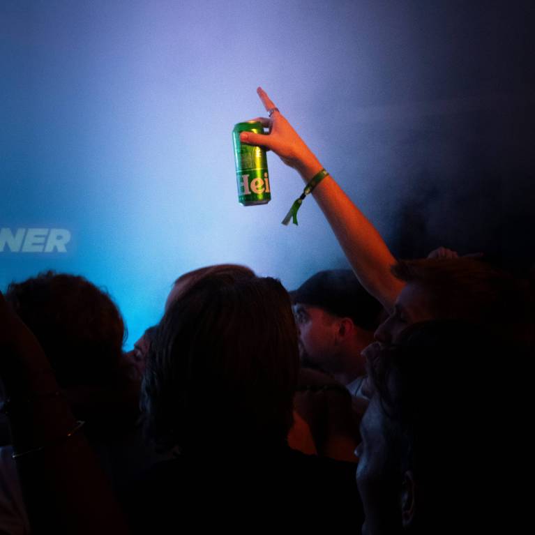 Denner x Heineken – wenn der Supermarkt zur Bühne wird