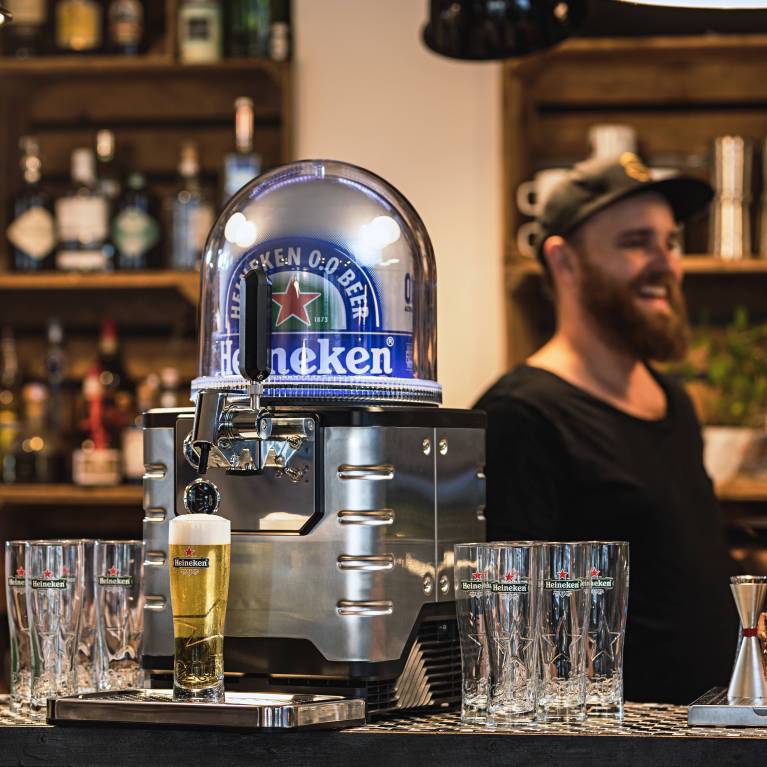 Heineken 0.0 freschissima appena spillata? Ora si può, con il sistema di spillatura BLADE!